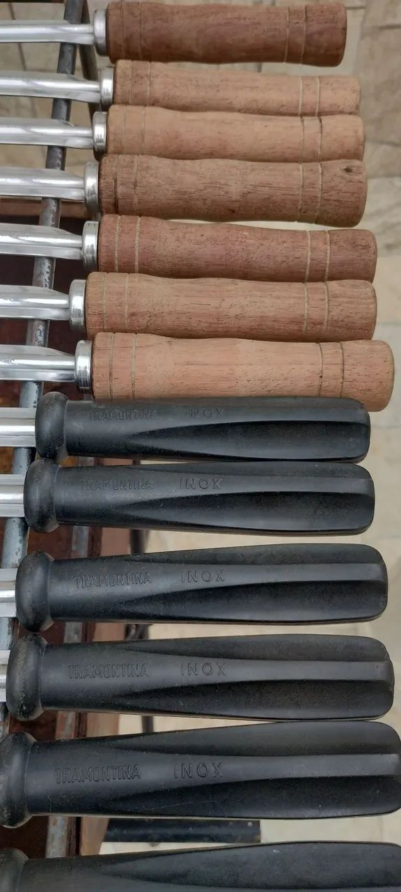Jogo de 17 Espetos Tramontina Inox Mais Churrasqueira Profissional 