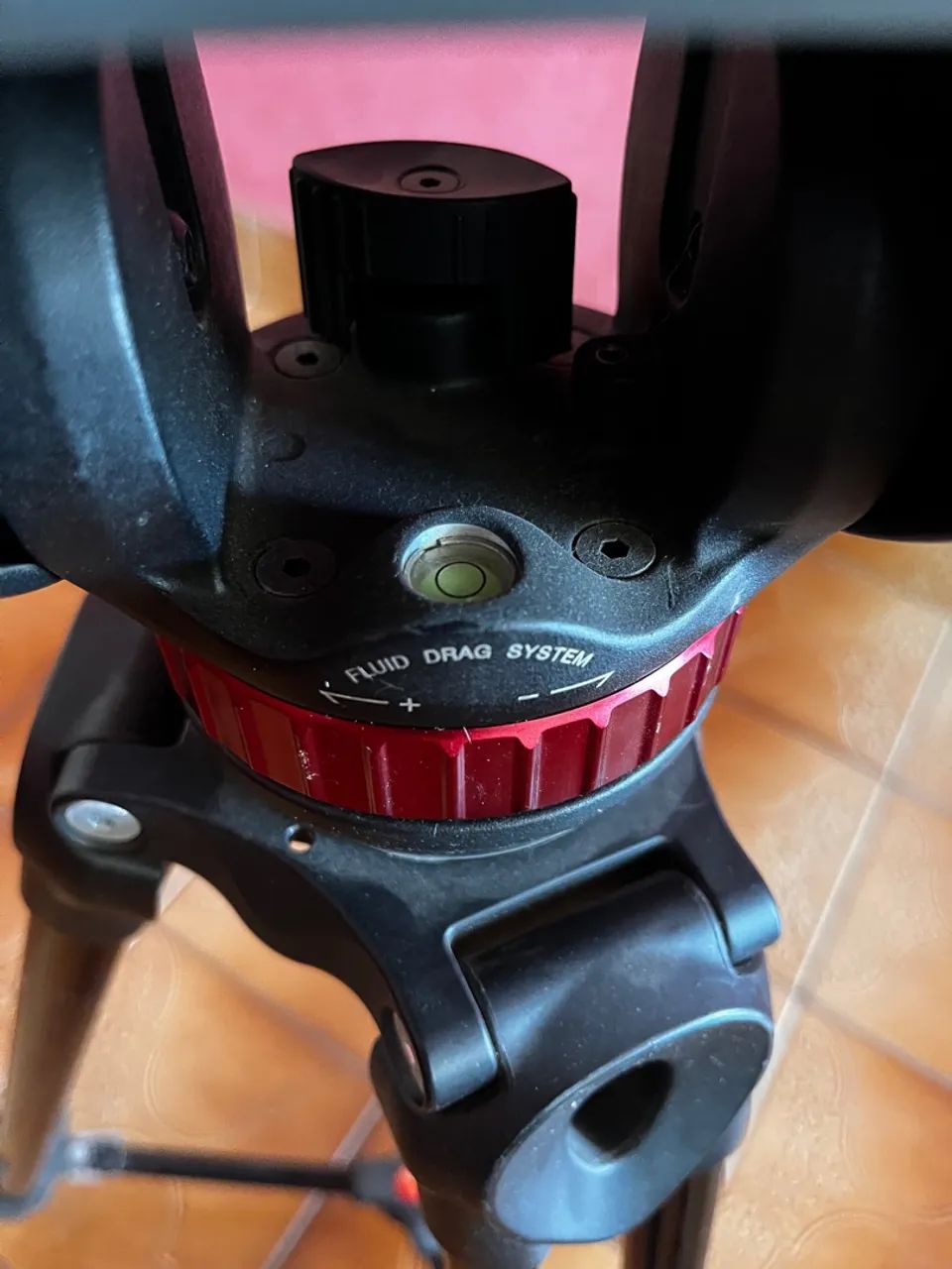 Tripé Manfrotto MVT502AM - Profissional - Foto 2