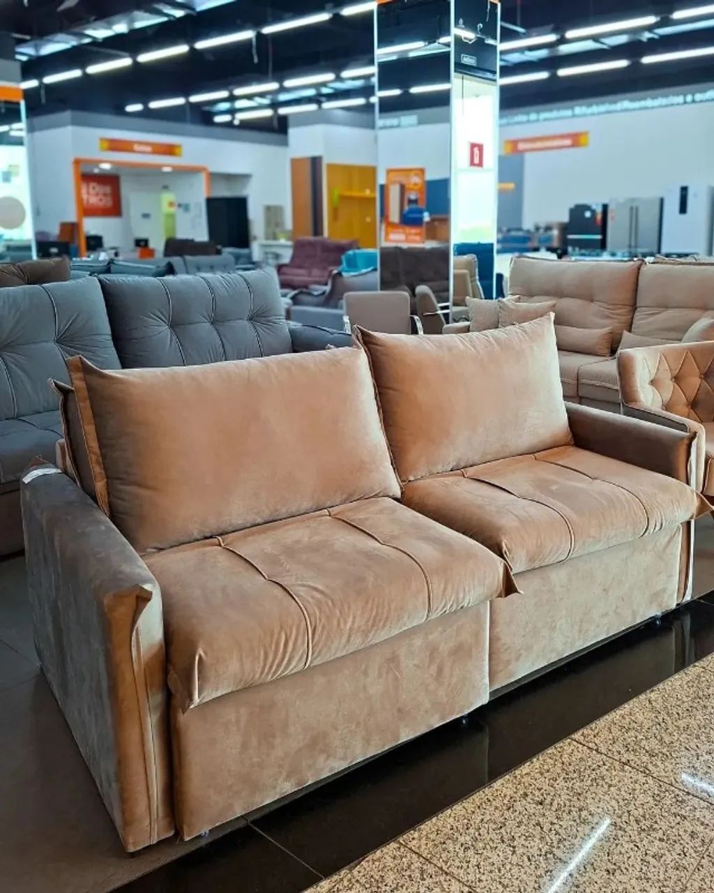 Sofá Retrátil e Reclinável   2metros tecido veludo - Foto 2
