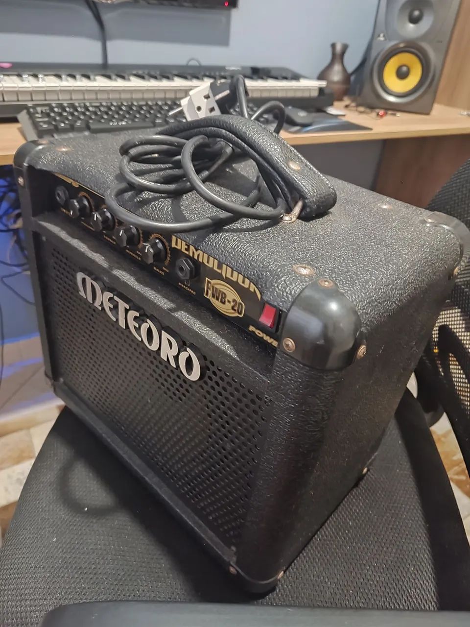 Amplificador Meteoro Demolidor FWB-20 - Foto 4