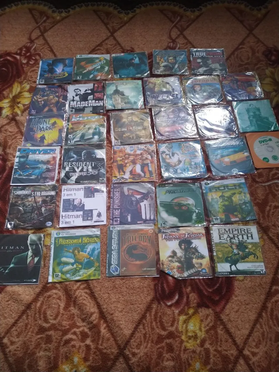 Vendo 43 DVD ? de jogos para Pc ou notebook