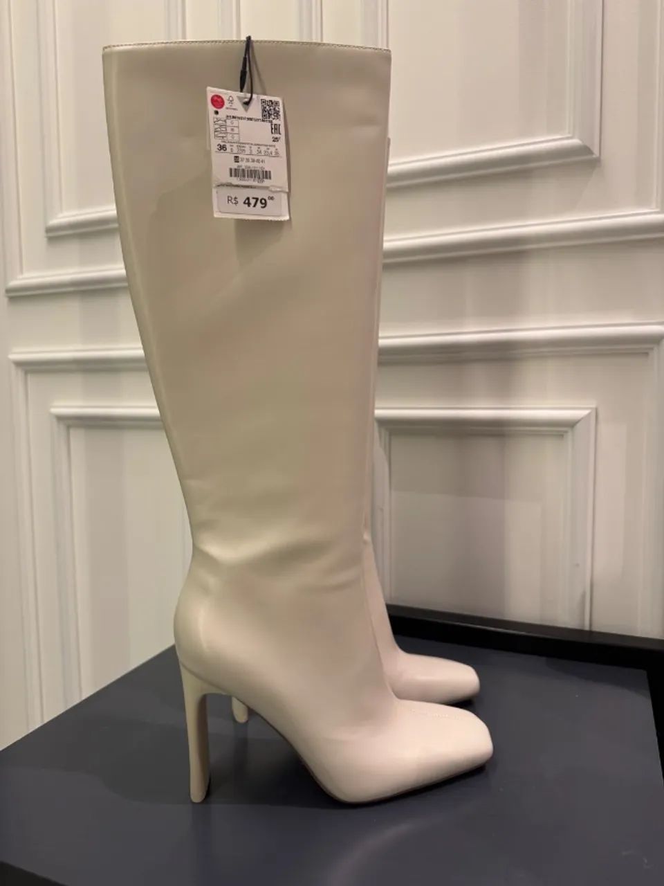 Bota Zara com Etiqueta 