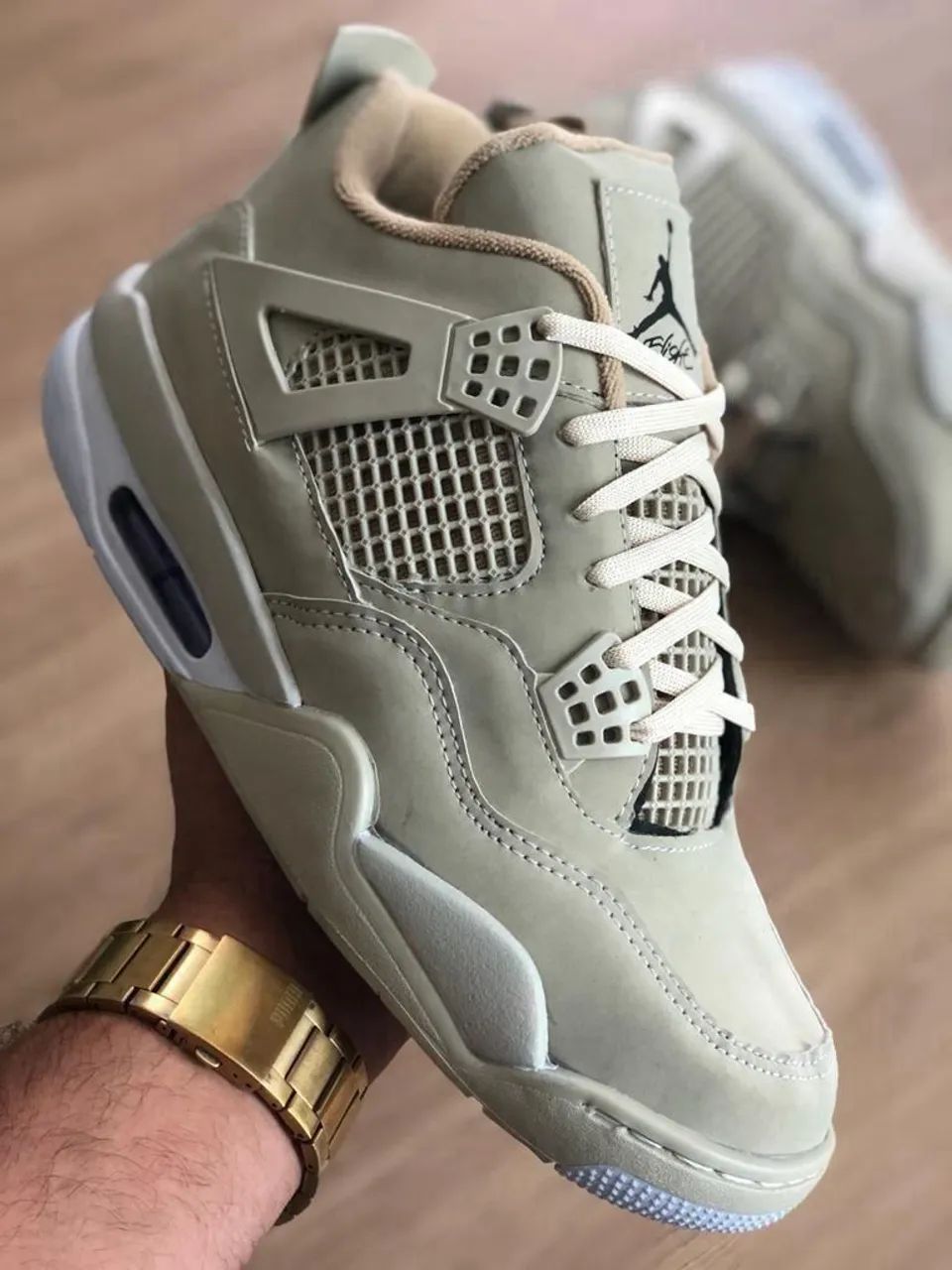 Tênis Jordan 4 Off-White