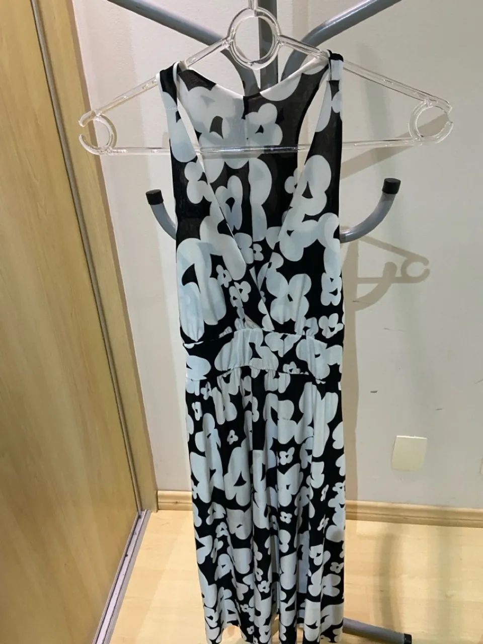 Vestido de verão sem mangas  - Foto 3