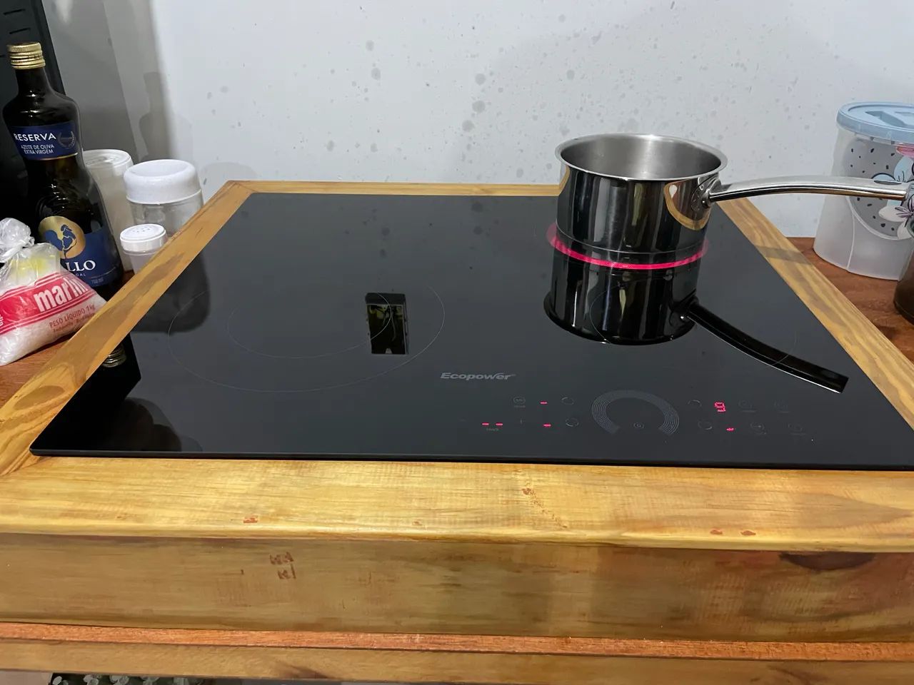 Cooktop vitrocerâmico de quarto queimadores.
