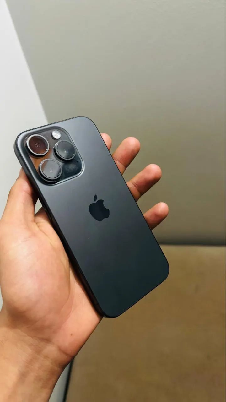 iPhone 15 PRO - Foto 3