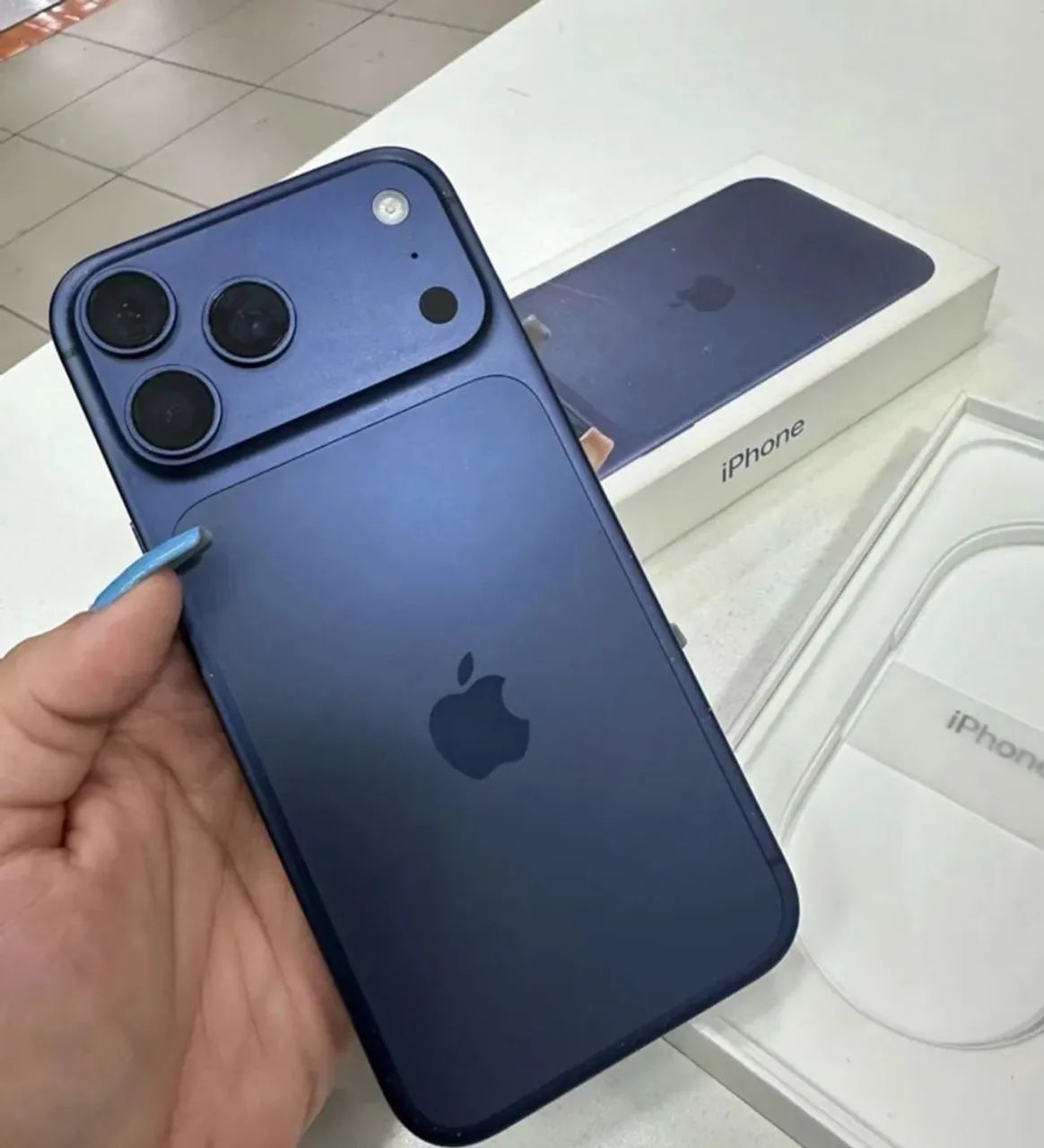 iPhone 17 Pro Max - Foto 2