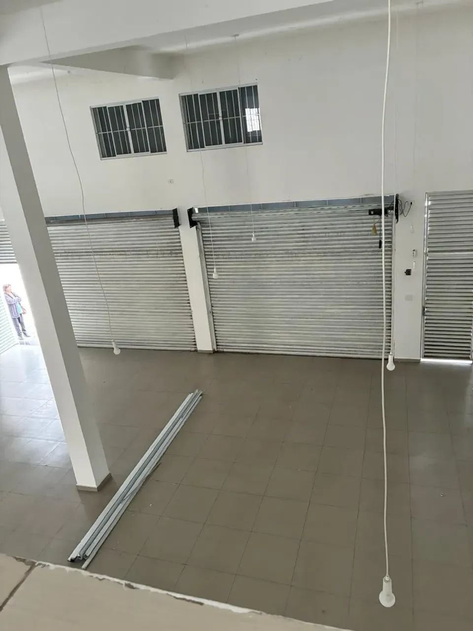 ÓTIMO SALÃO COMERCIAL COM 235 METROS MEZANINO E 04 VAGAS - Foto 5