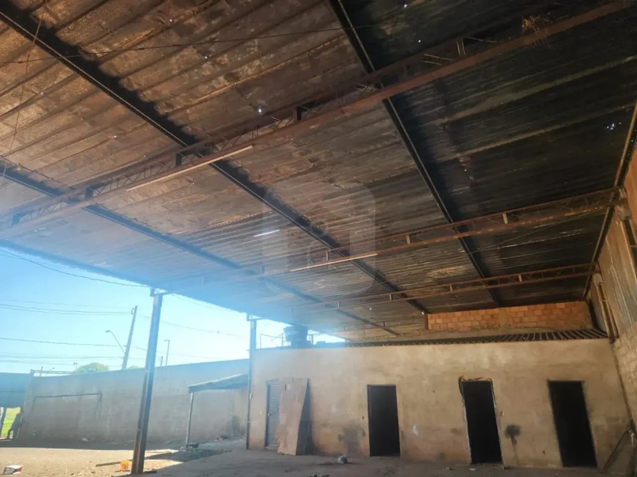 Área comercial para locação no bairro Marta Helena - Foto 4