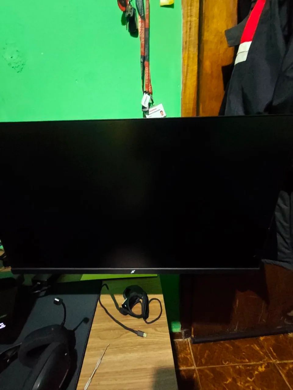 Monitor Superframe Quad HD 180hz com Braço Articulado 
