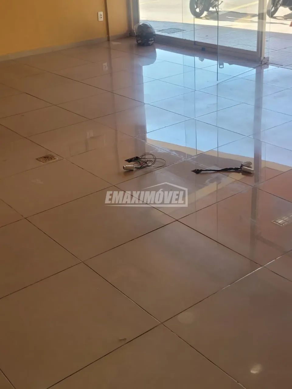 Salão comercial com 88 m² tendo 1 sala com 30 m² na Galeria Siriema - Foto 3