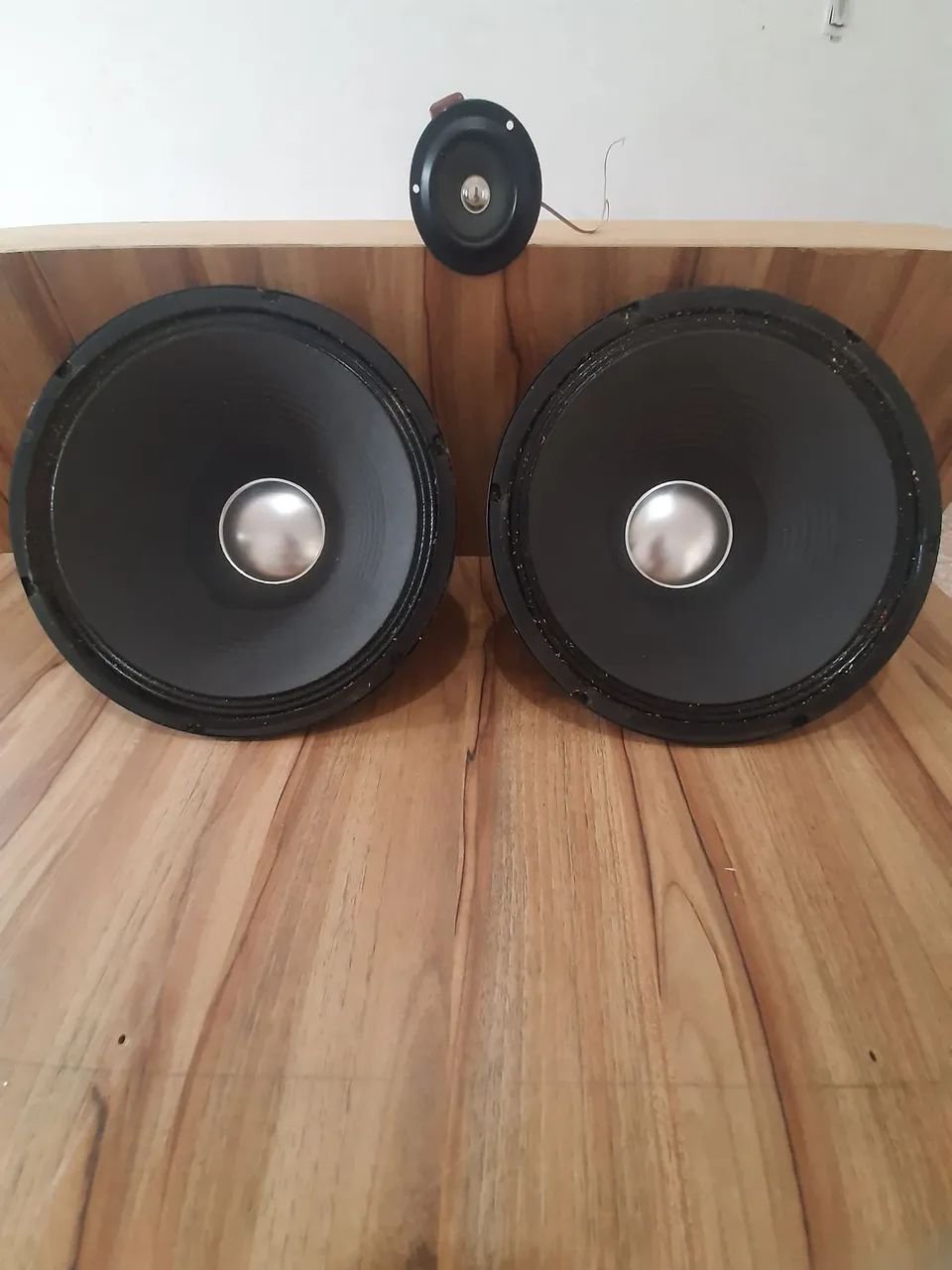 DOIS AUTOFALANTES DE 12 POLEGADAS 8 OHNS 500WATS CADA. - Foto 3