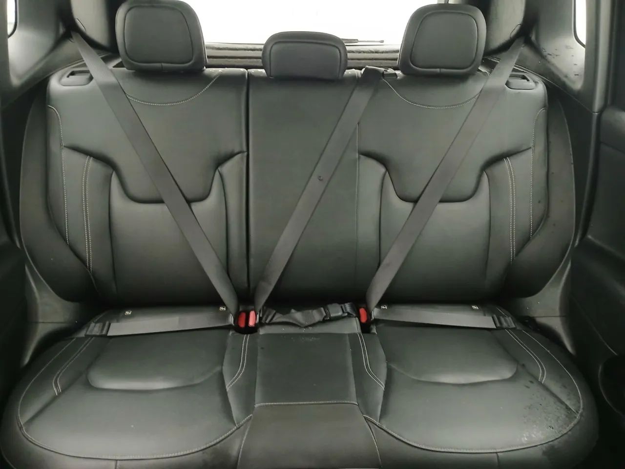 Jeep Renegade Long. T270 1.3 TB 4x2 Flex Aut., foto 18 de 18