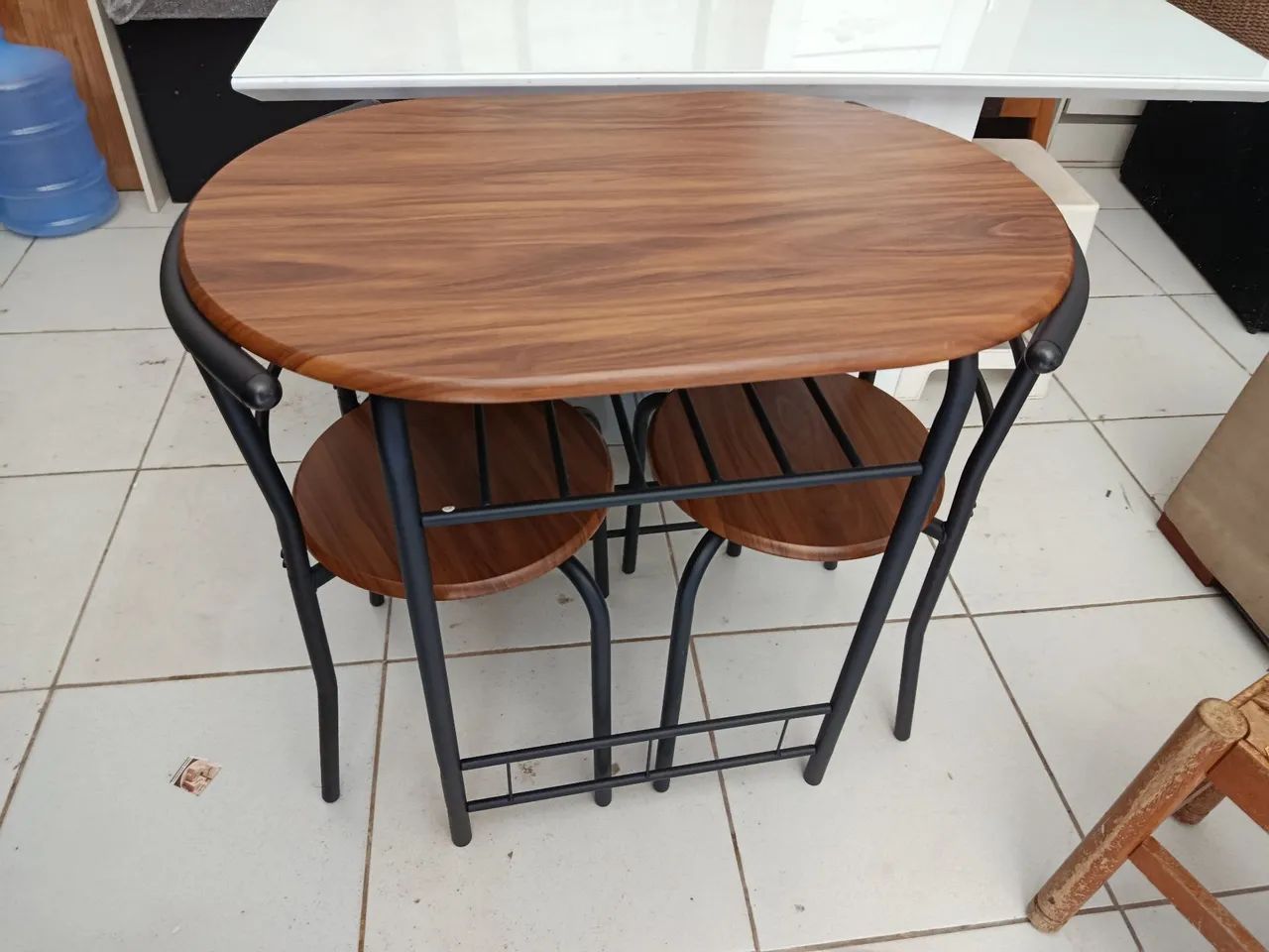 Mesa com duas cadeiras 80x50 - Foto 3