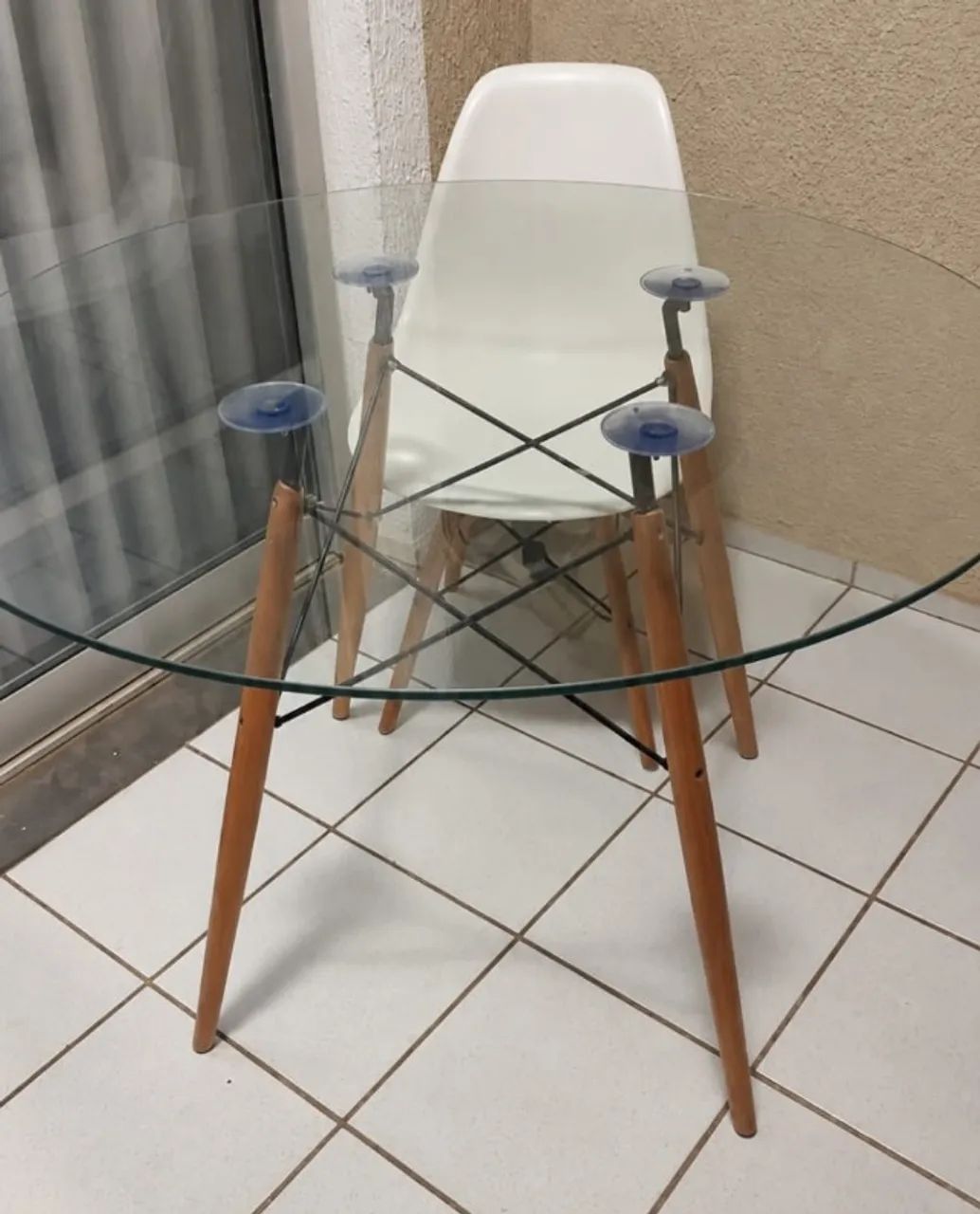 Mesa jantar Eames Eiffel Wood redonda