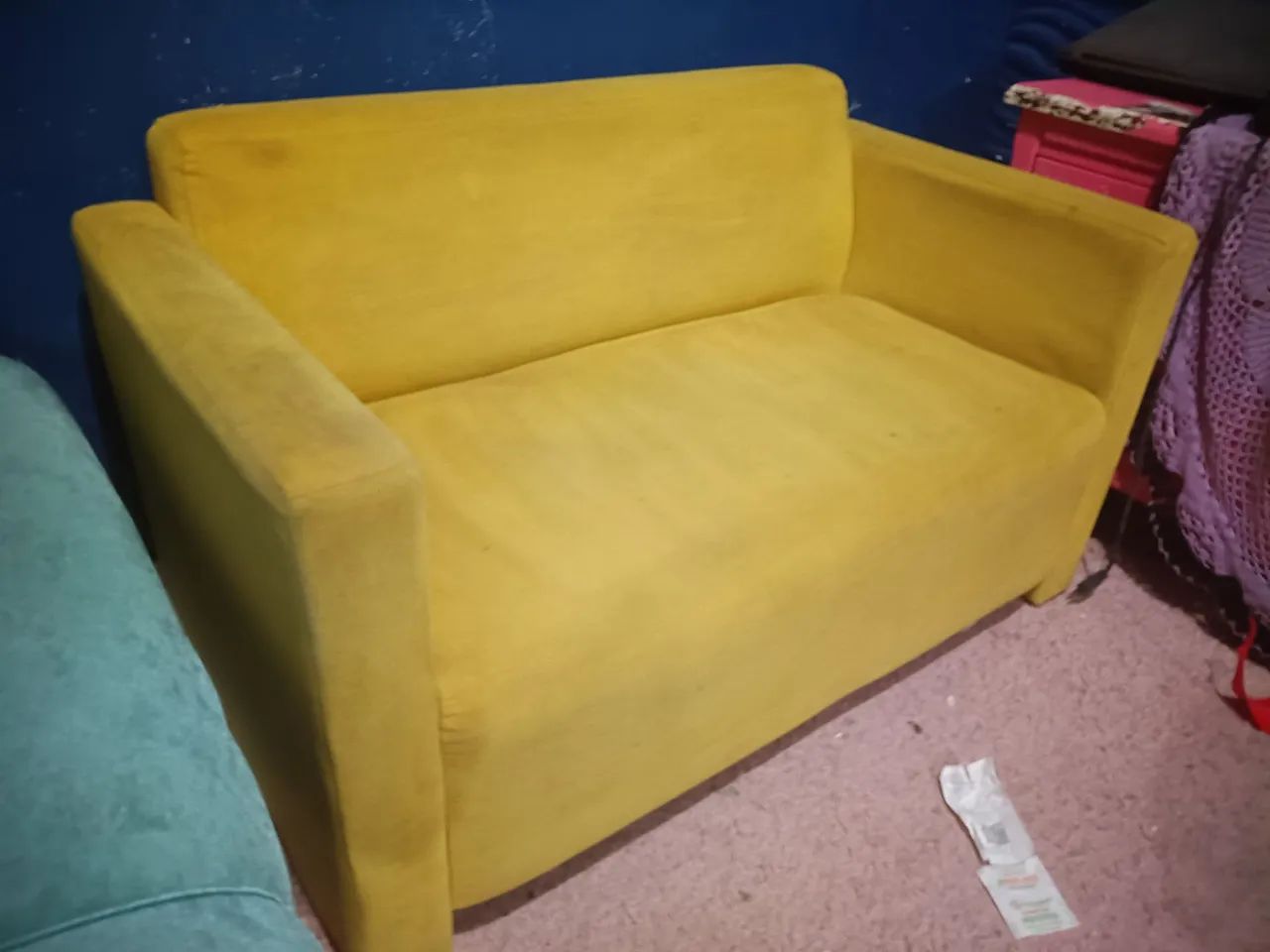 Sofá amarelo Tokstok 65566183044866120