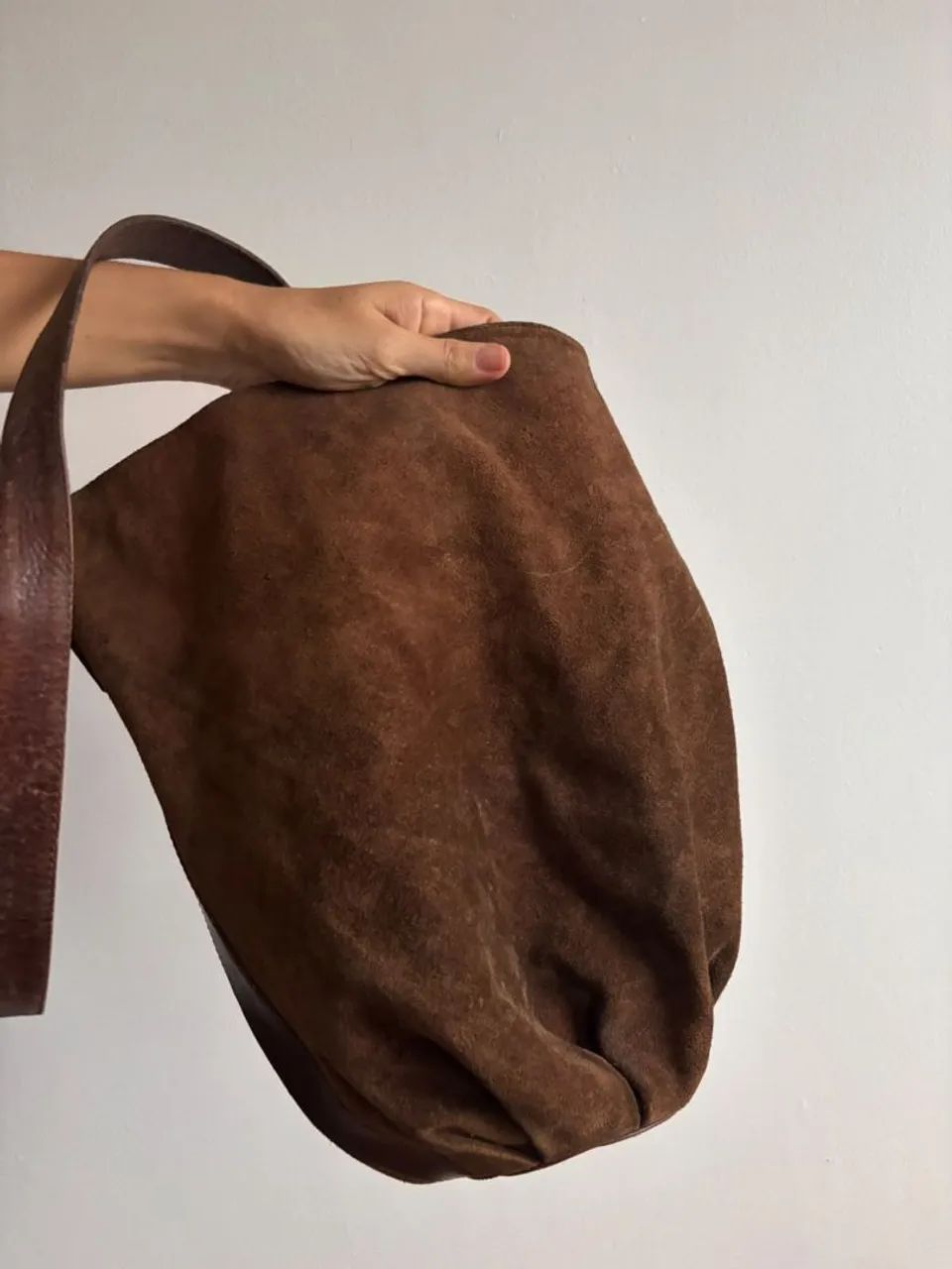Bolsa saco de couro da arezzo  - Foto 3