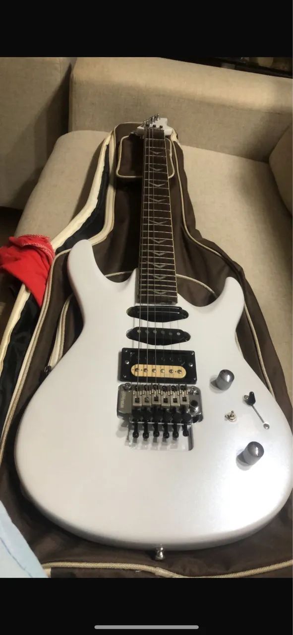 Guitarra SuperStrato Samick 