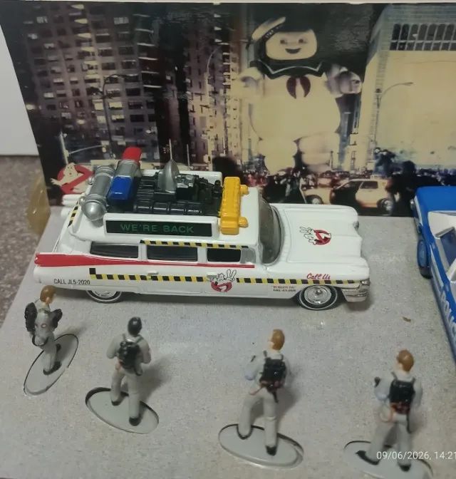 Ghostbusters - Johnny Lightning - Escala 1/64 - Brinquedos e Jogos