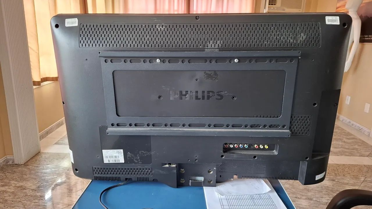 Tv Philips 40 mais 2 PC  - Foto 3