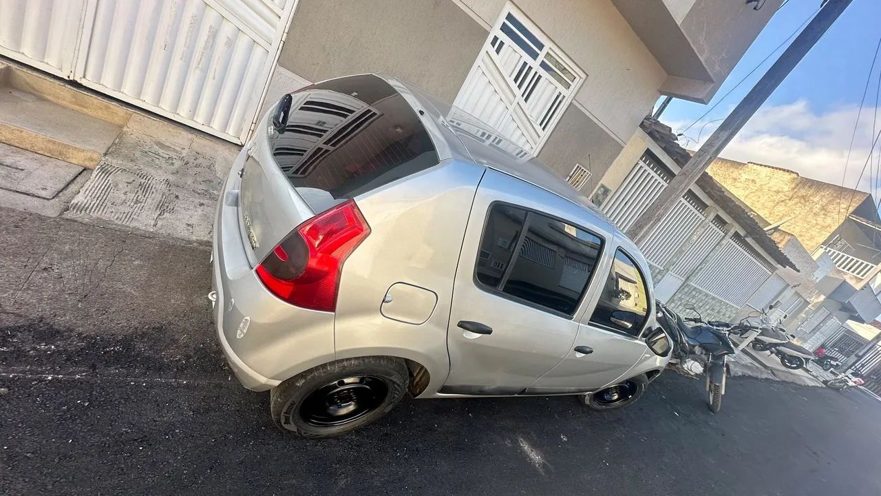 Renault Sandero Expression Hi-flex 1.0 16V 5P 2011 - Foto 4