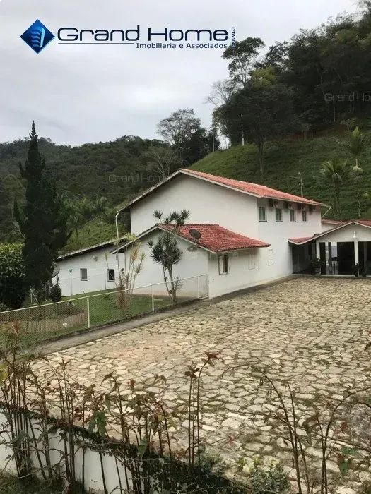 Fazenda 10 quartos em Castelo