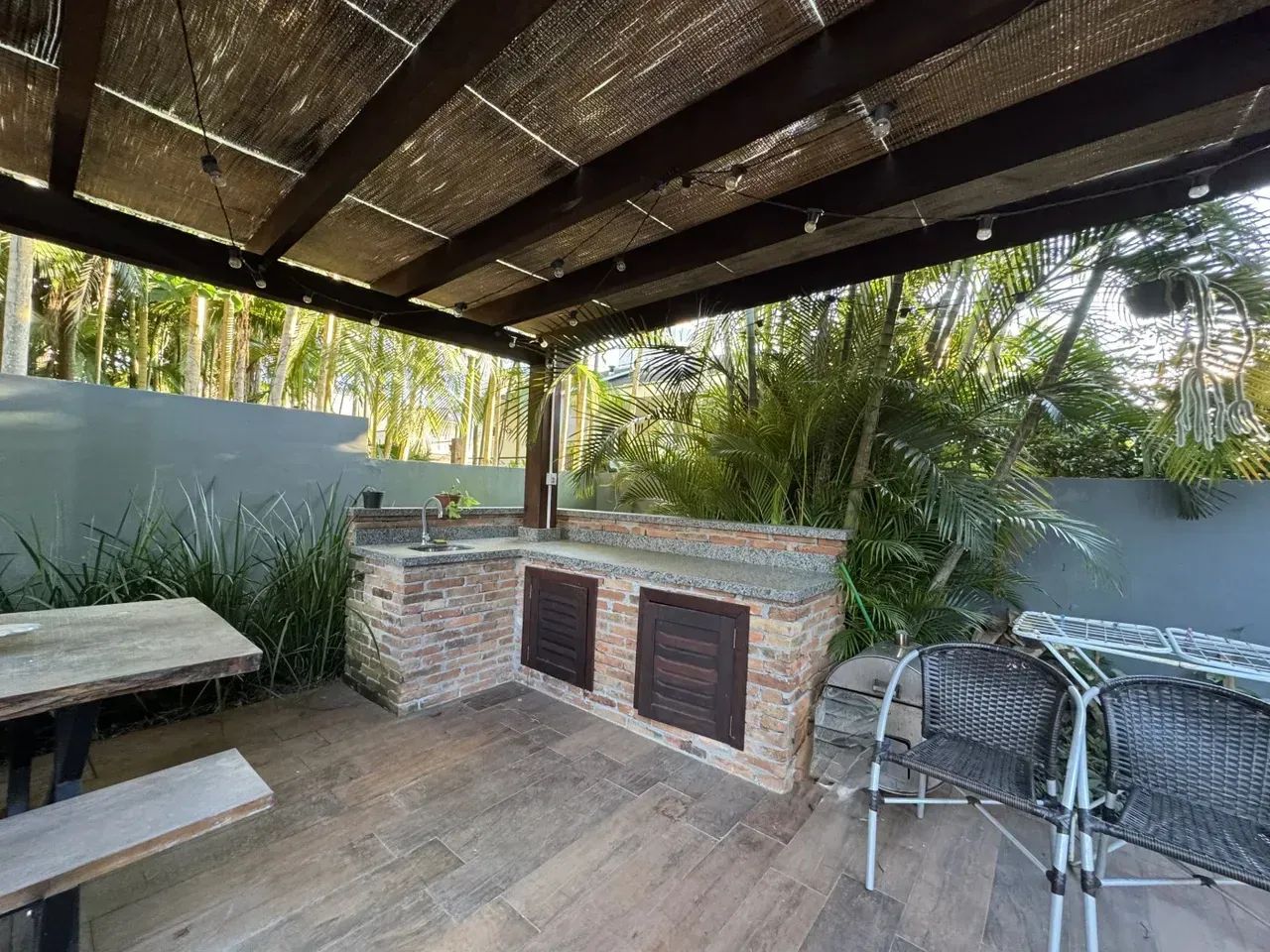 Linda Casa Com Piscina e Terreno Amplo em Cocal do Sul - Foto 5