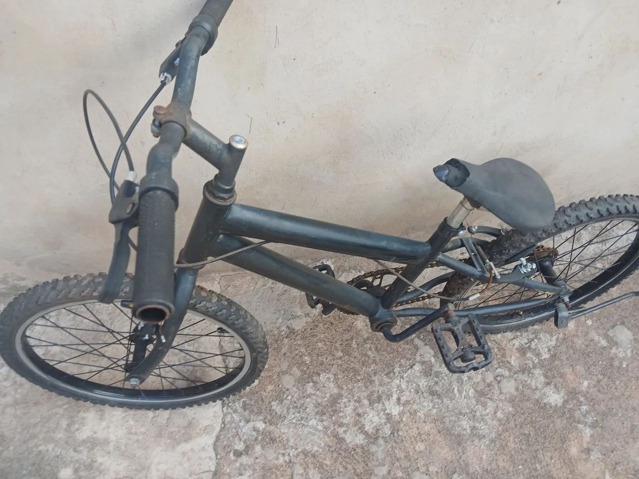 Vendo essa bicicleta ? pequena  - Foto 3