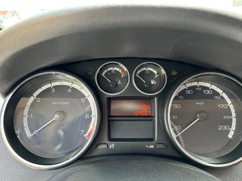 Peugeot 308 Active 1.6 Flex 16V 5p mec., foto 8 de 15