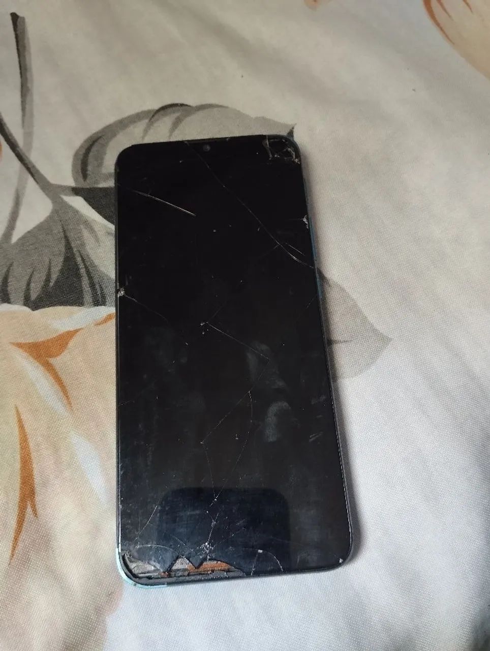 Vendo celular quebrado