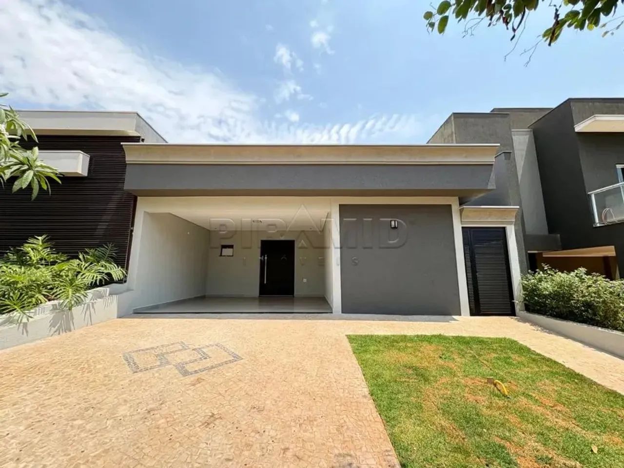 Casa térrea de alto padrão com 180m² no Bairro San Marco, Zona Sul de Ribeirão Preto/SP: