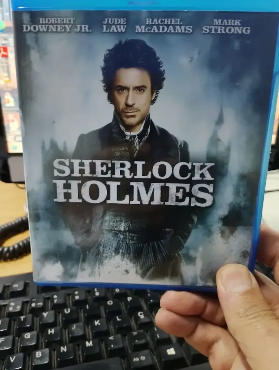 lote 2 Blu Ray discs Sherlock Holmes /Sherlock o Jogo das Sombras - Foto 2