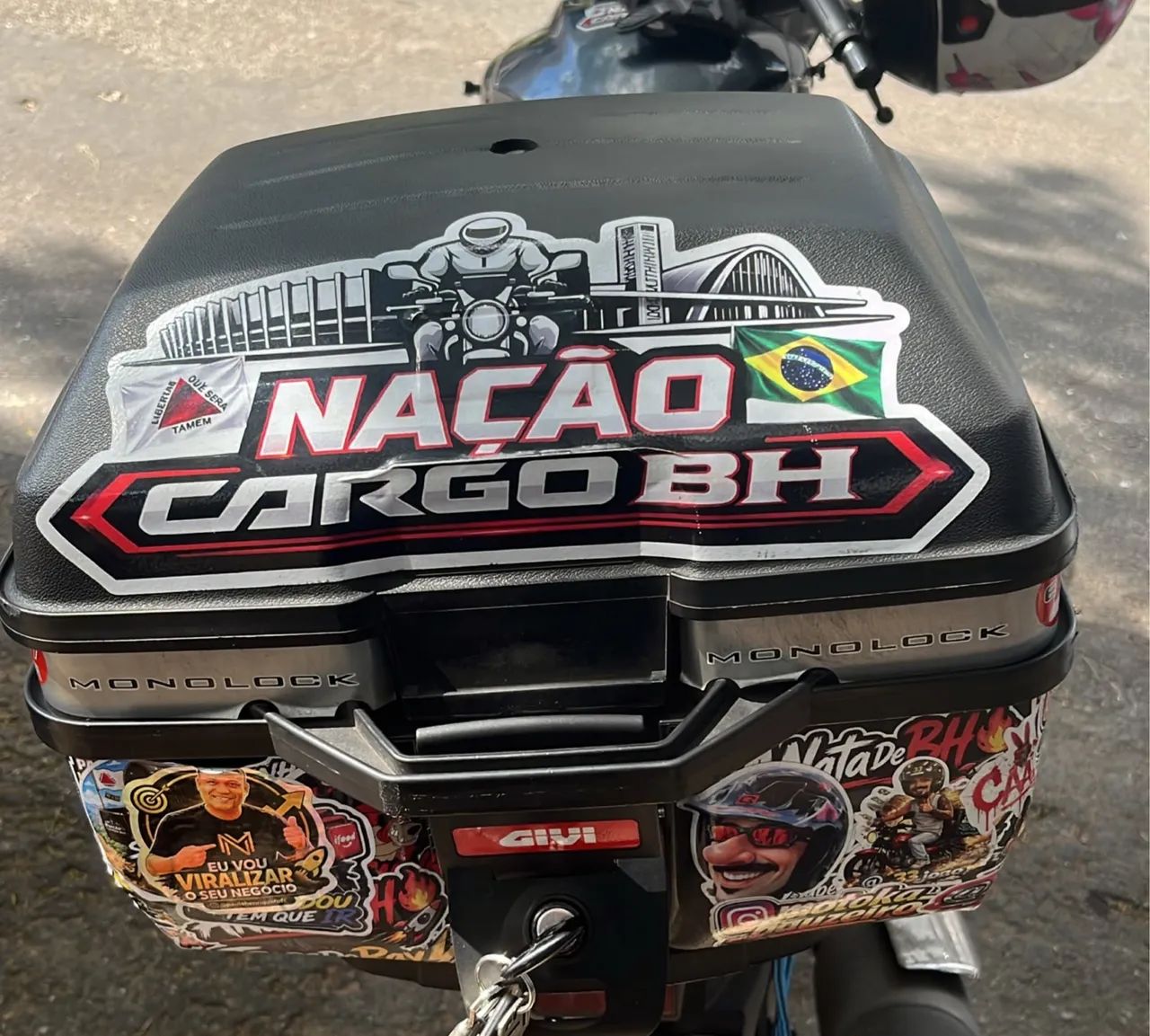 BAÚ DE MOTO GIVI 27 LT - Foto 3