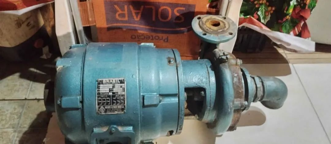 Bomba d'água trifásico 1500