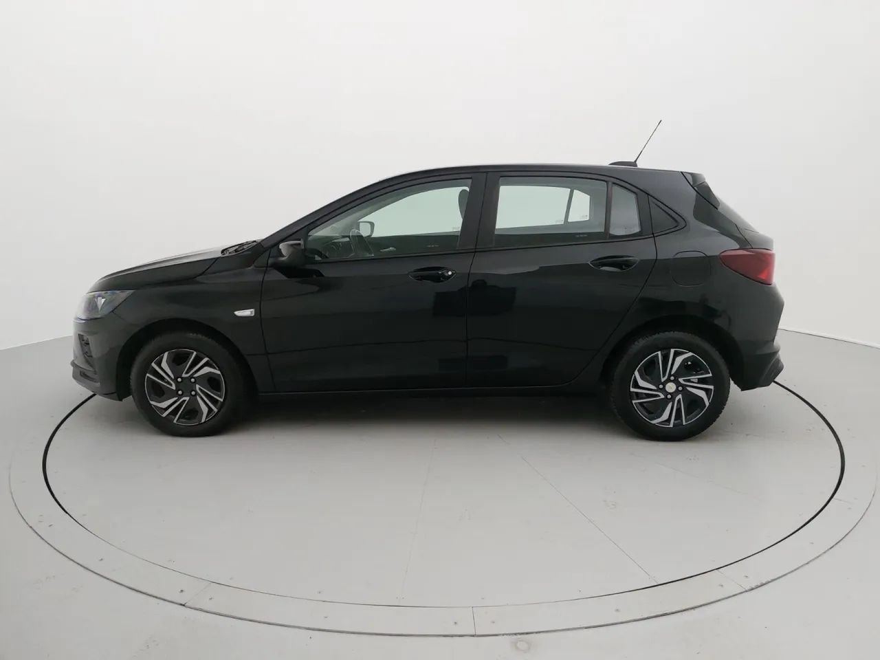 Chevrolet Onix Hatch 1.0 12V Flex Mec. 4P, foto 2 de 18