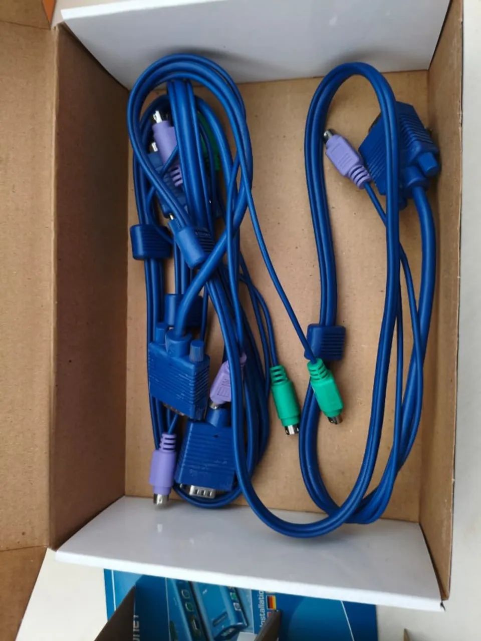 Switch KVM Trendnet TK-200K - 2 Portas PS/2 e VGA (Na Caixa) - Foto 4