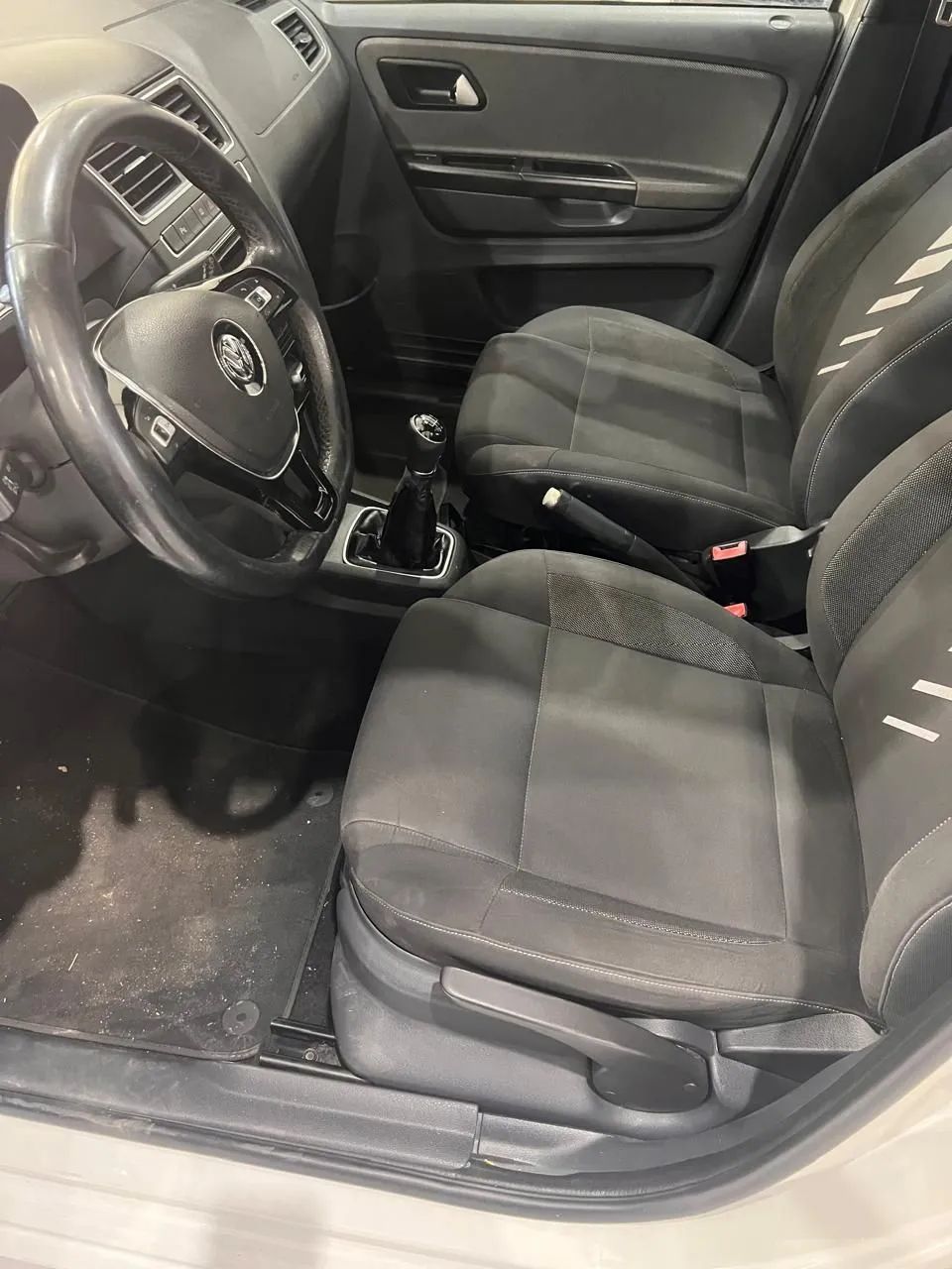 Volkswagen Fox RUN 1.6 Flex 8V 5P 2017 - Foto 2