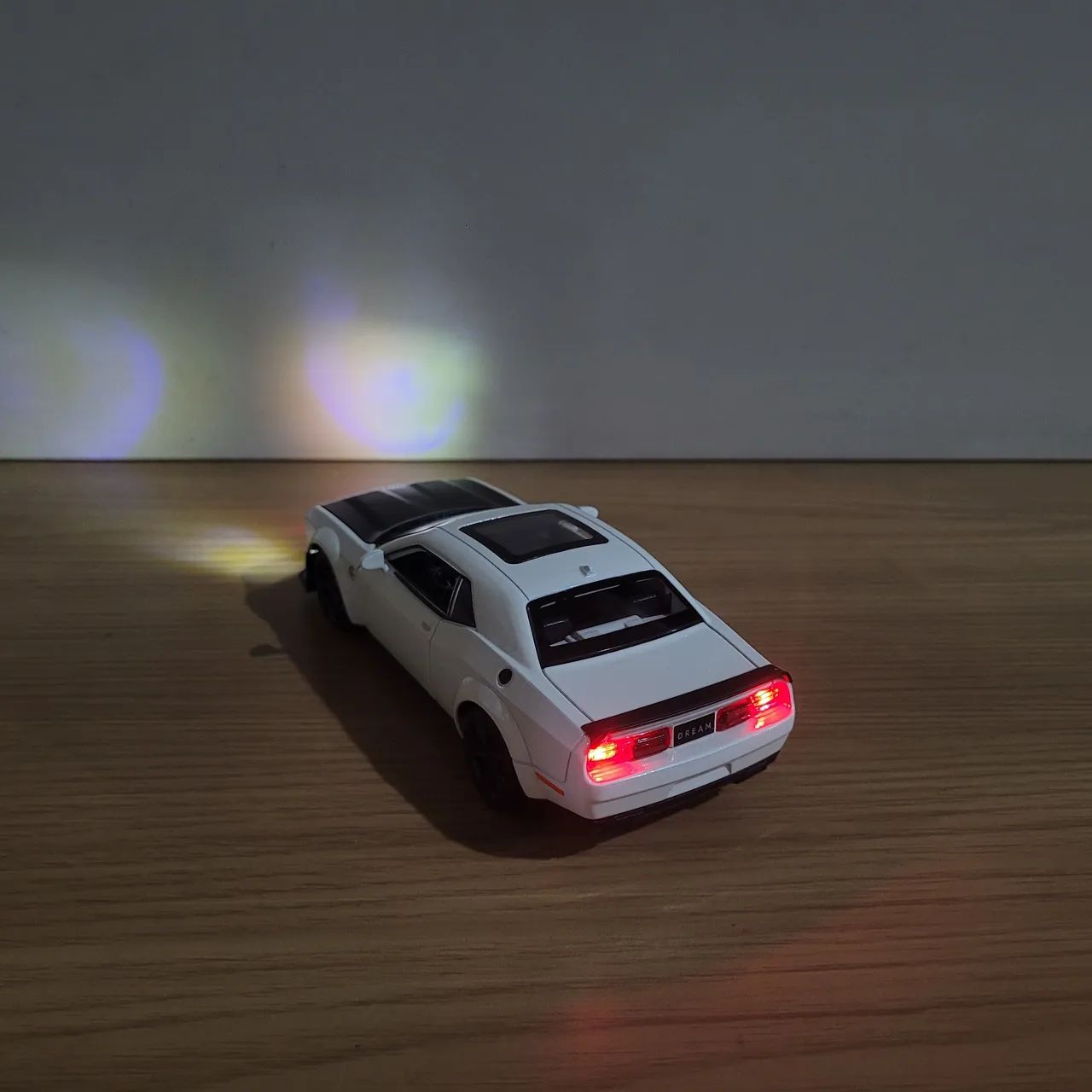 Dodge Challenger SRT Hellcat Miniatura - Foto 2