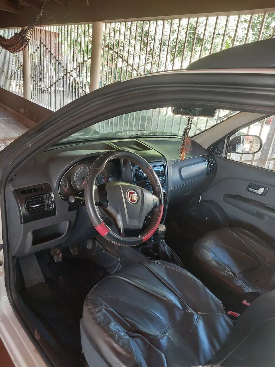 Fiat Strada Working 1.4 MPI Fire Flex 8V CE 2013