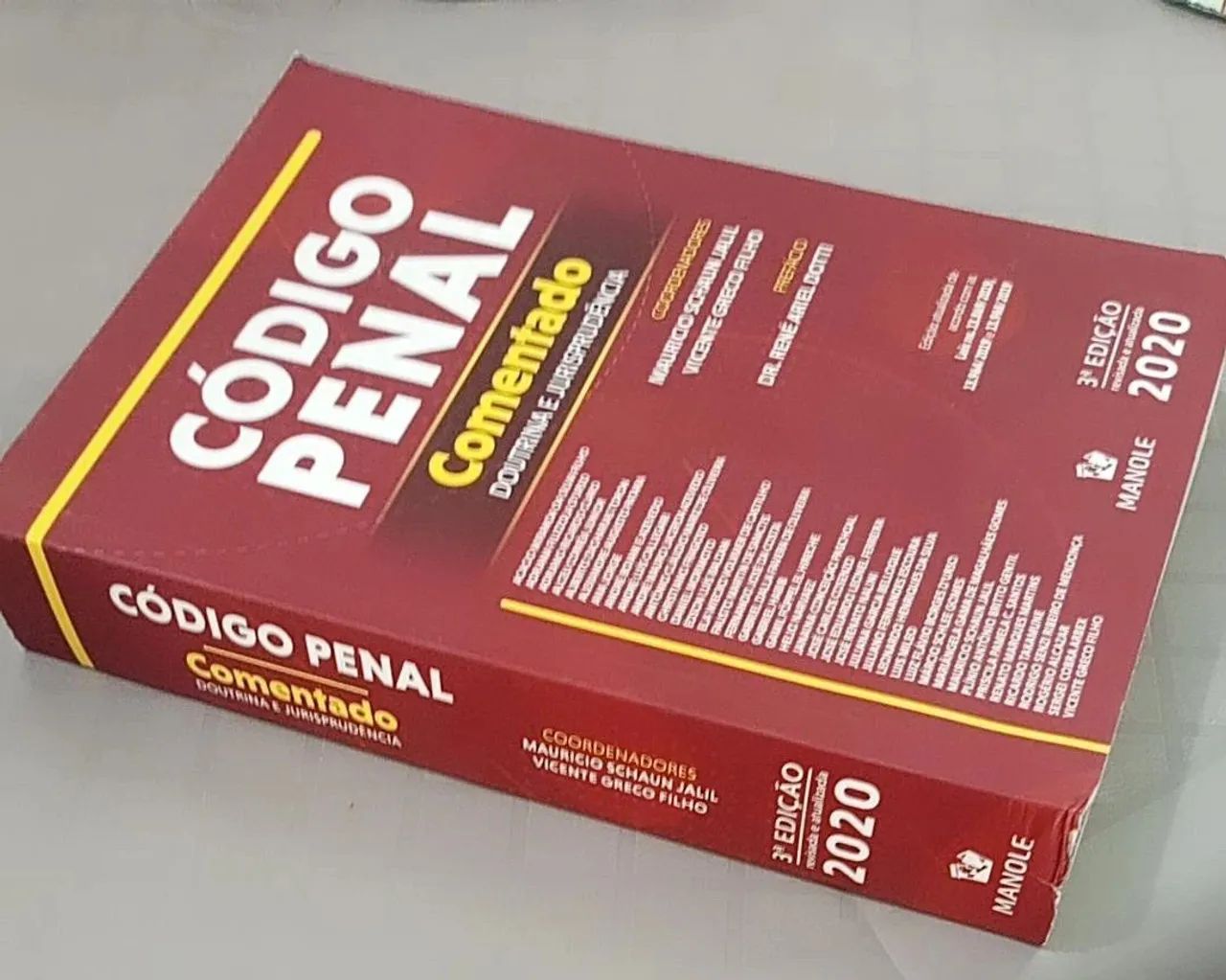 VADE MECUM E código penal comentado  - Foto 4
