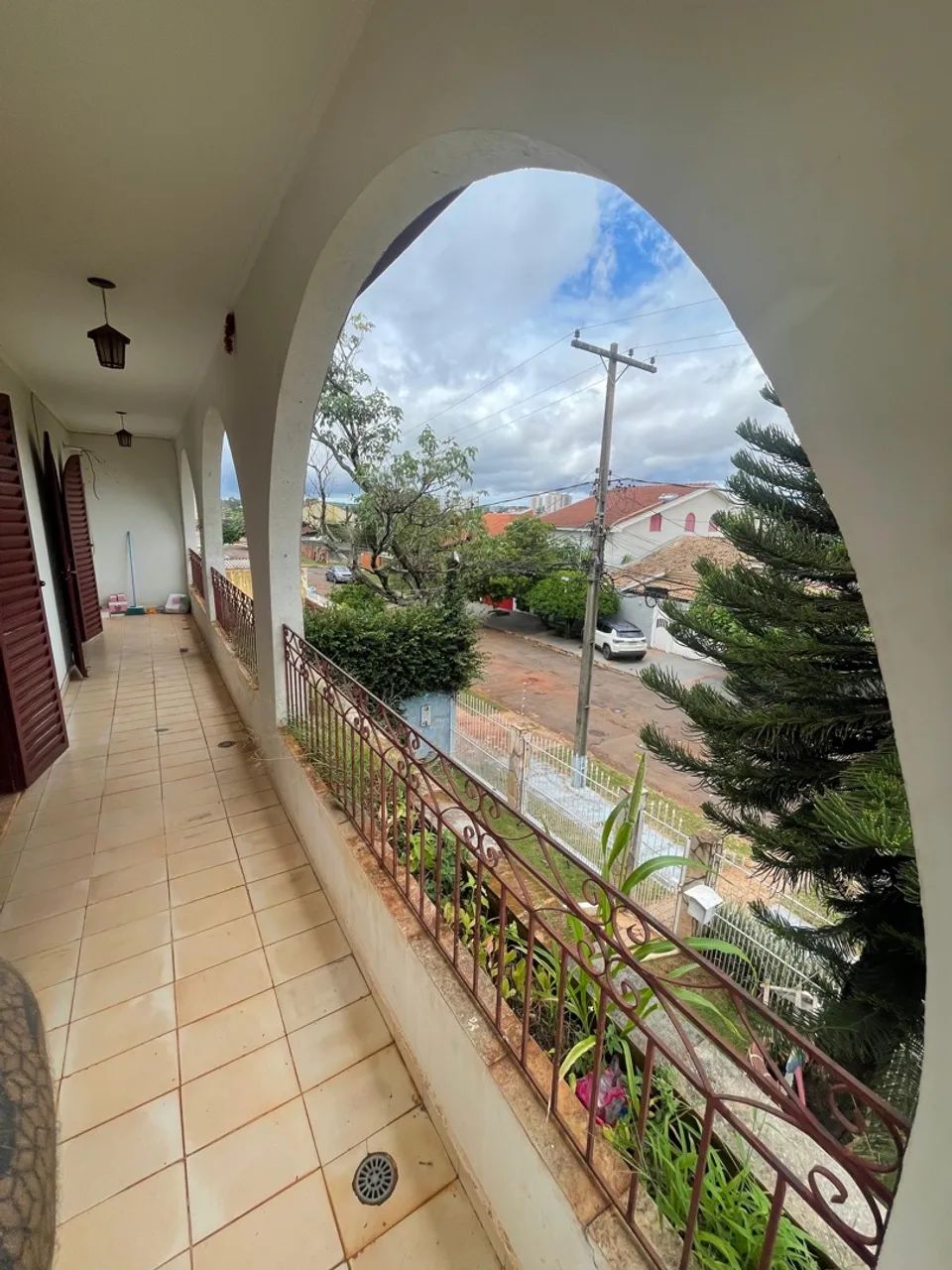 SOBRADO COM 2 SUITES QUADRA E PISCINA - Foto 3