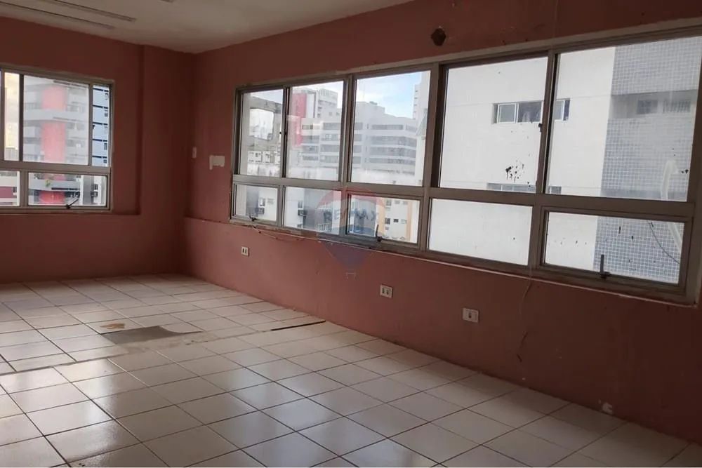 Sala Comercial em Boa Viagem: Oportunidade Única!
