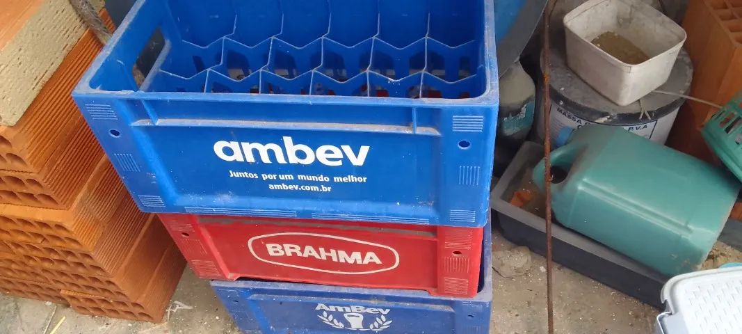 Vendo 3 engradados 300 ml - Foto 2