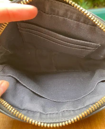 Bolsa Coach Original Preta com Ferragens Douradas - Foto 3
