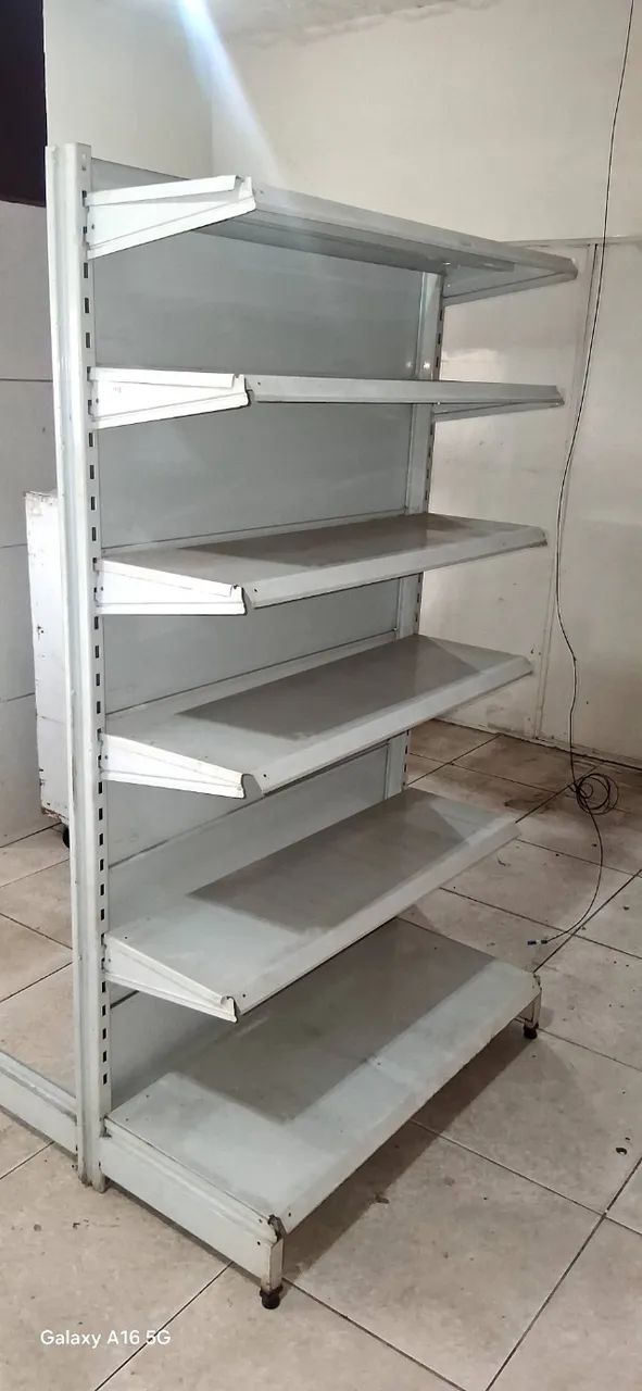 Gôndola central com 20 prateleiras  - Foto 4
