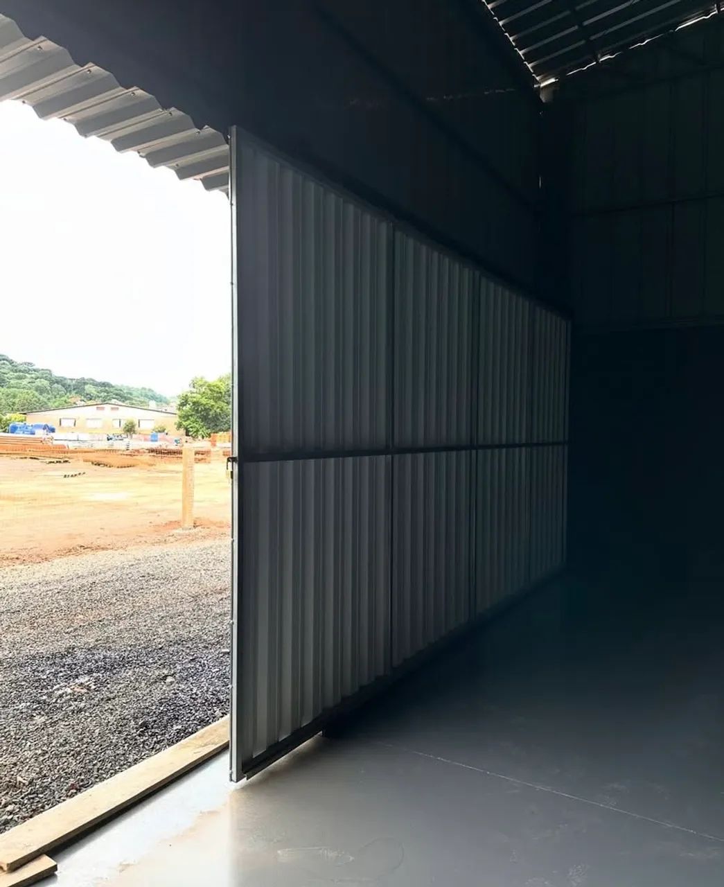 Portões e cobertura alumínio e galvanizado 