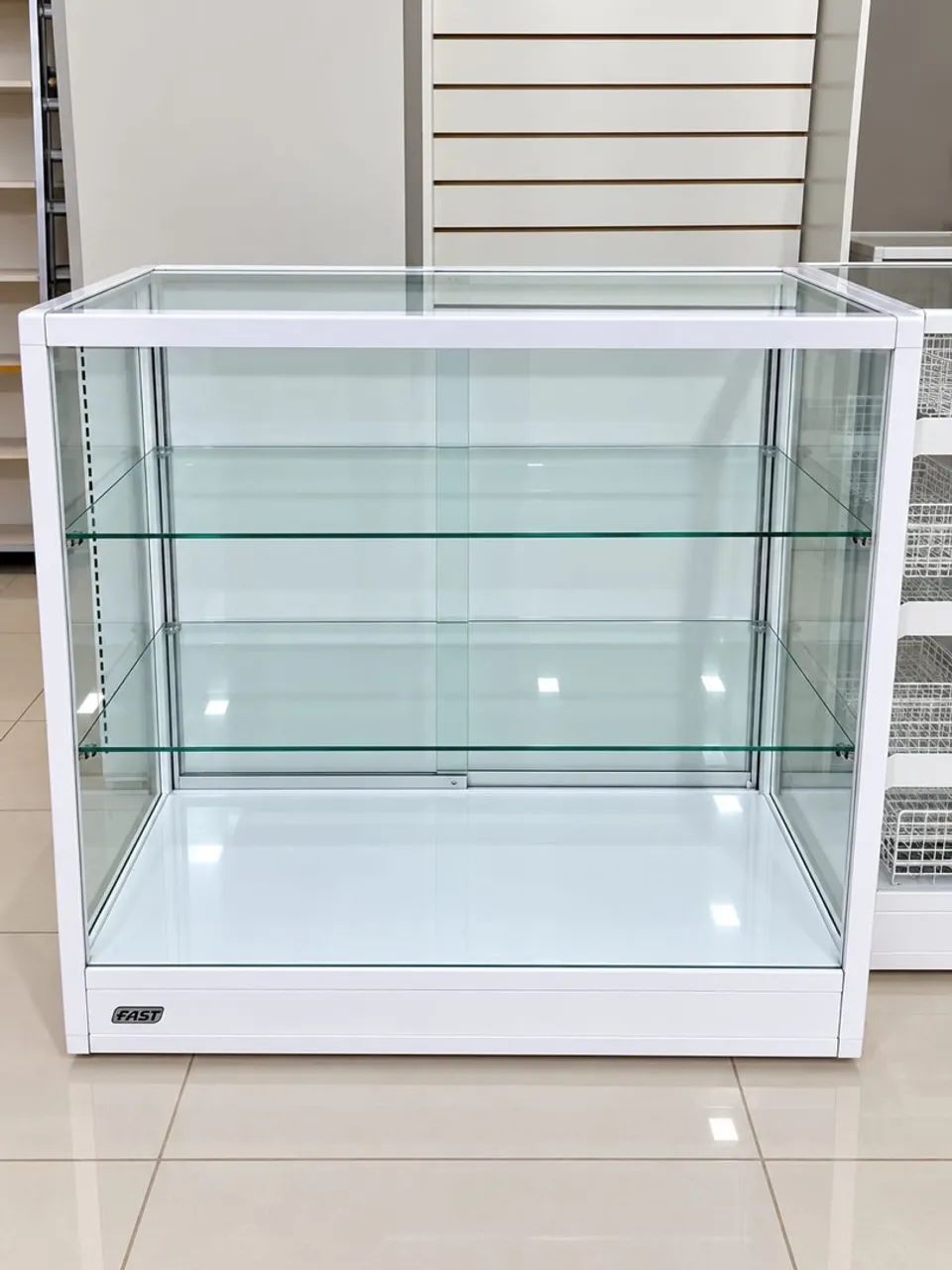 Vendo móveis projetados semi novos 