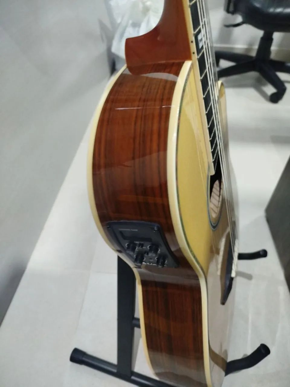 Violão Giannini com cordas de nylon e apoio.  - Foto 2