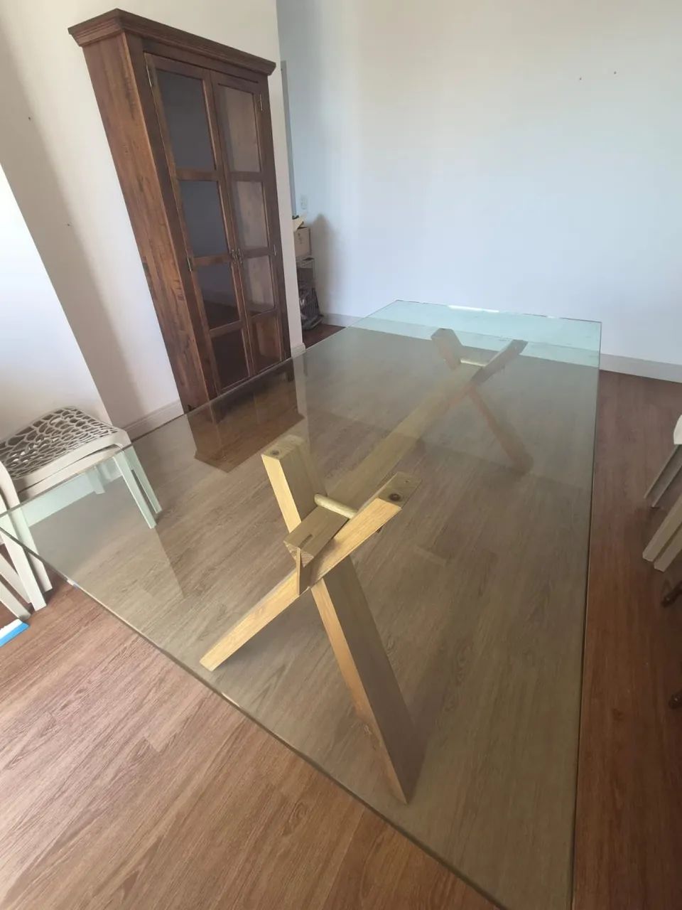 Mesa de Jantar Elegante - Madeira Maciça + Vidro