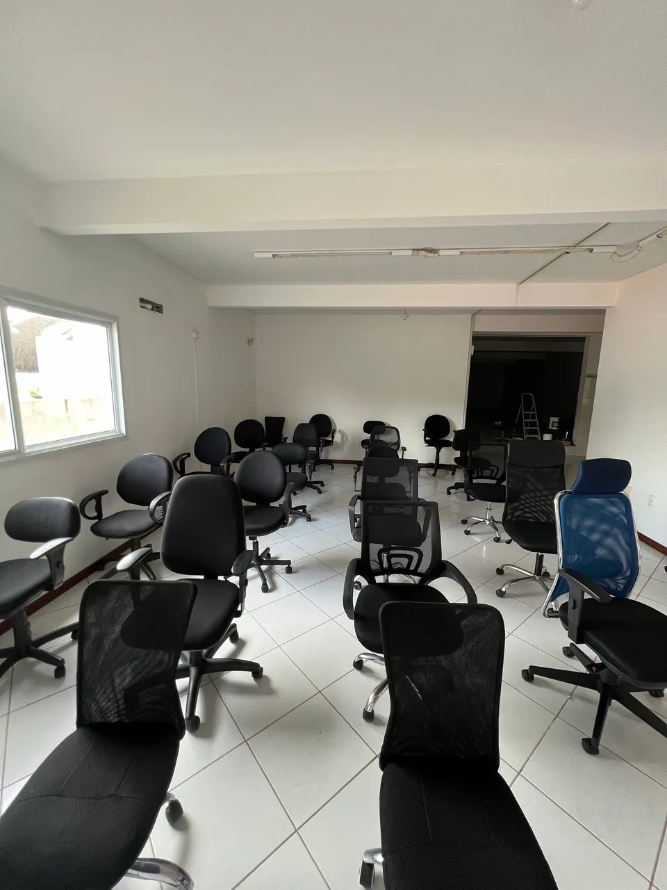 Cadeiras de Escritório Semi Novas | Melhor Preço - Foto 3
